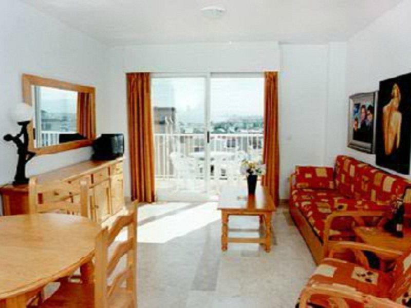 Apartamentos Turisticos Biarritz - Bloque I Gandía Eksteriør billede
