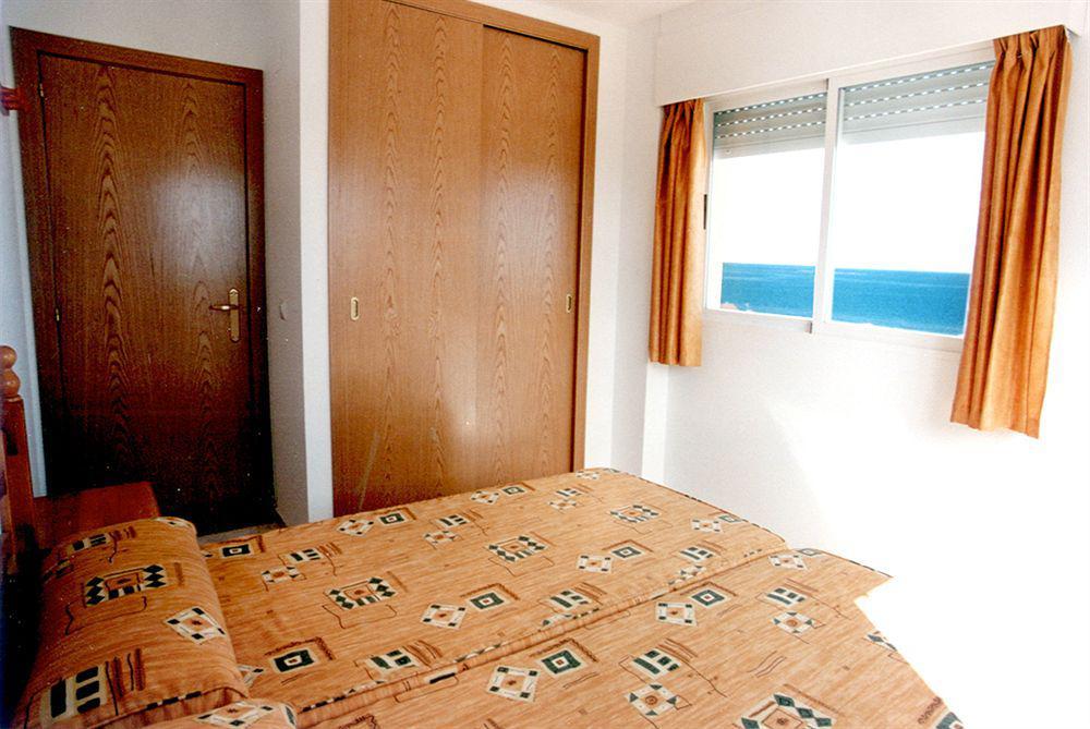 Apartamentos Turisticos Biarritz - Bloque I Gandía Eksteriør billede