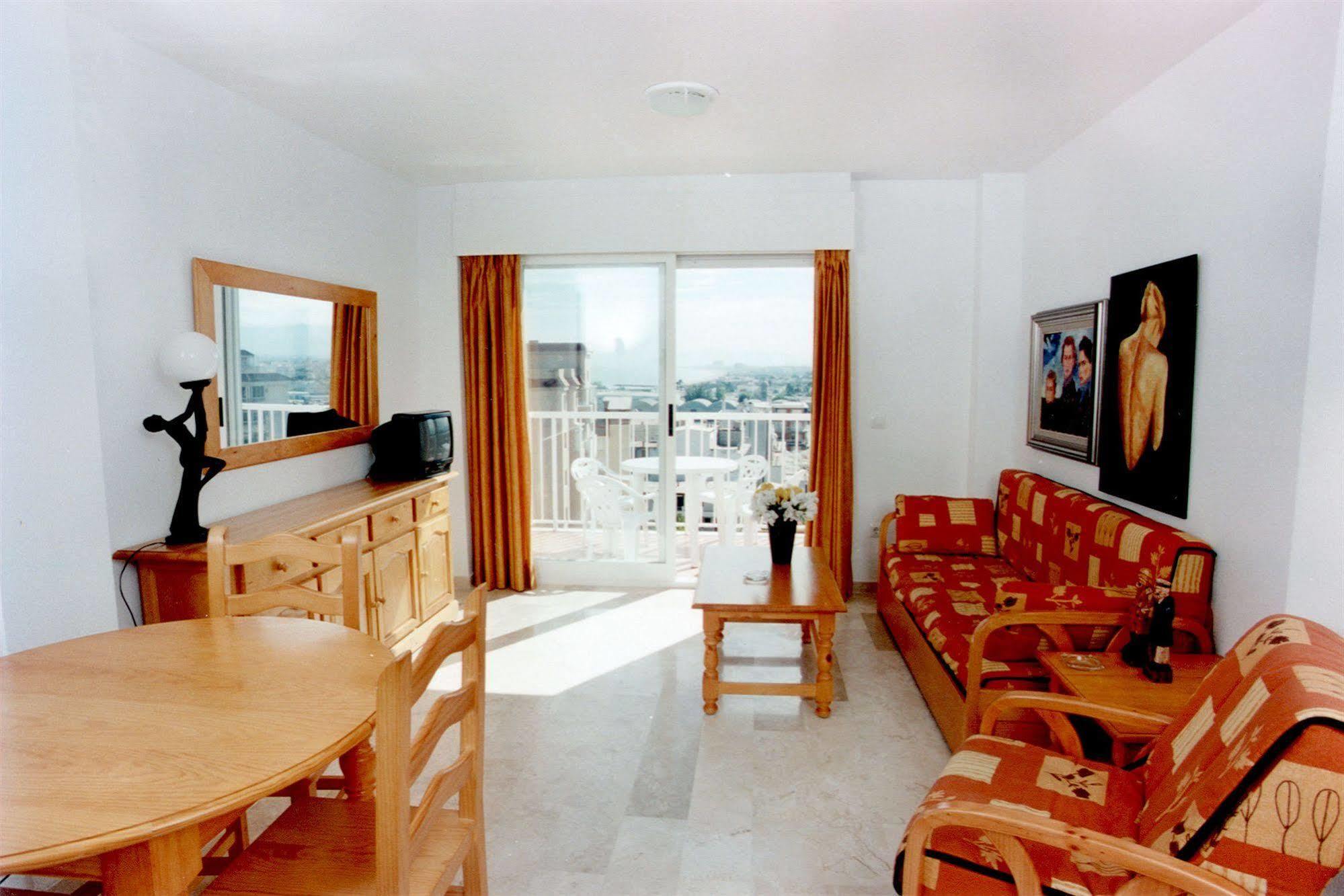 Apartamentos Turisticos Biarritz - Bloque I Gandía Eksteriør billede