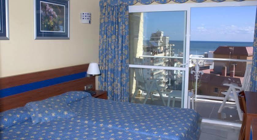 Apartamentos Turisticos Biarritz - Bloque I Gandía Eksteriør billede
