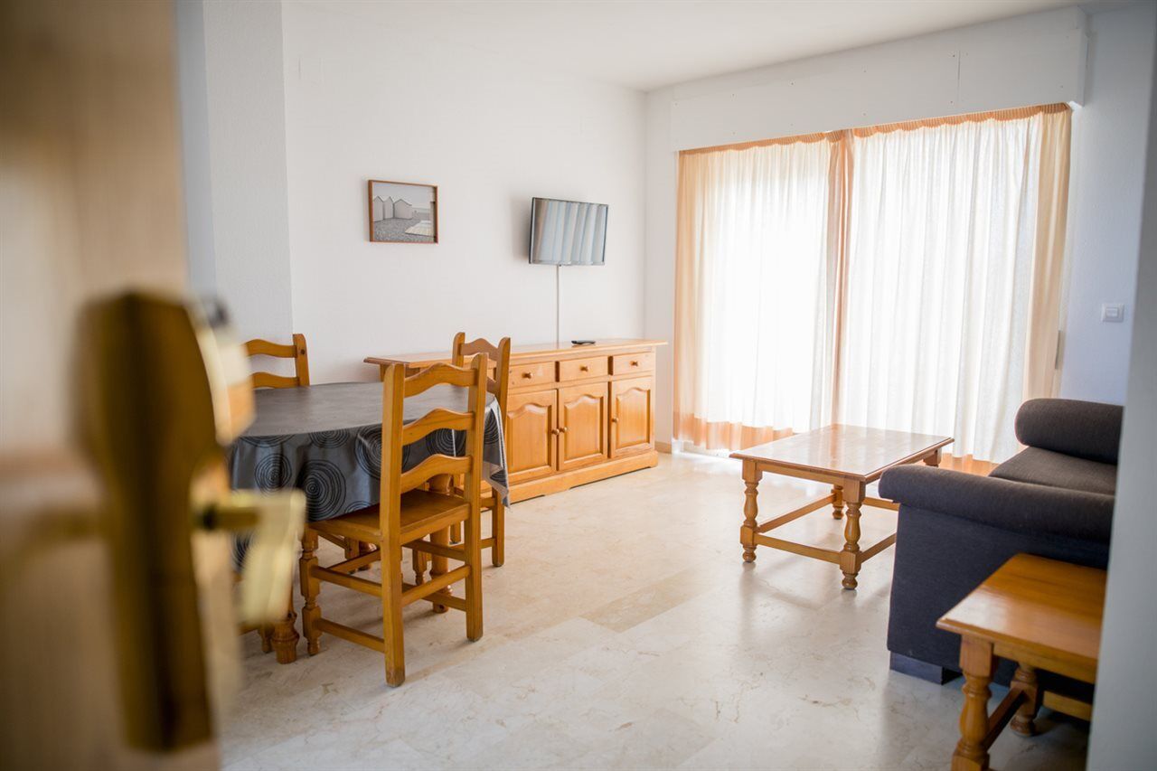Apartamentos Turisticos Biarritz - Bloque I Gandía Eksteriør billede