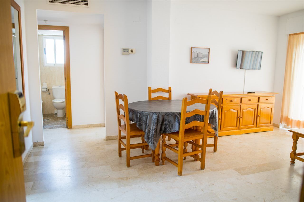 Apartamentos Turisticos Biarritz - Bloque I Gandía Eksteriør billede